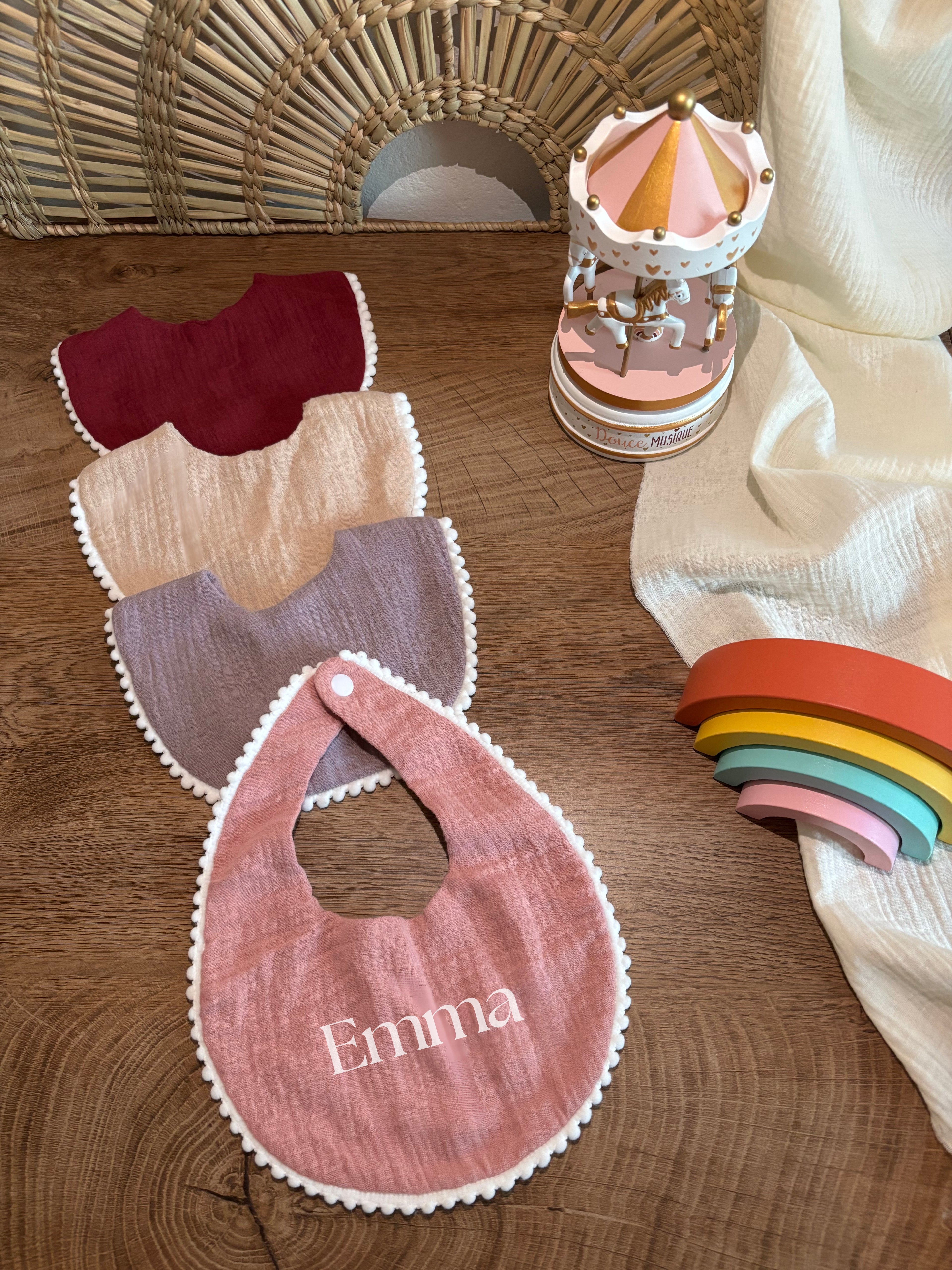 Bavoir personnalisé bébé, naissance, cadeau, 4 couleurs dispo