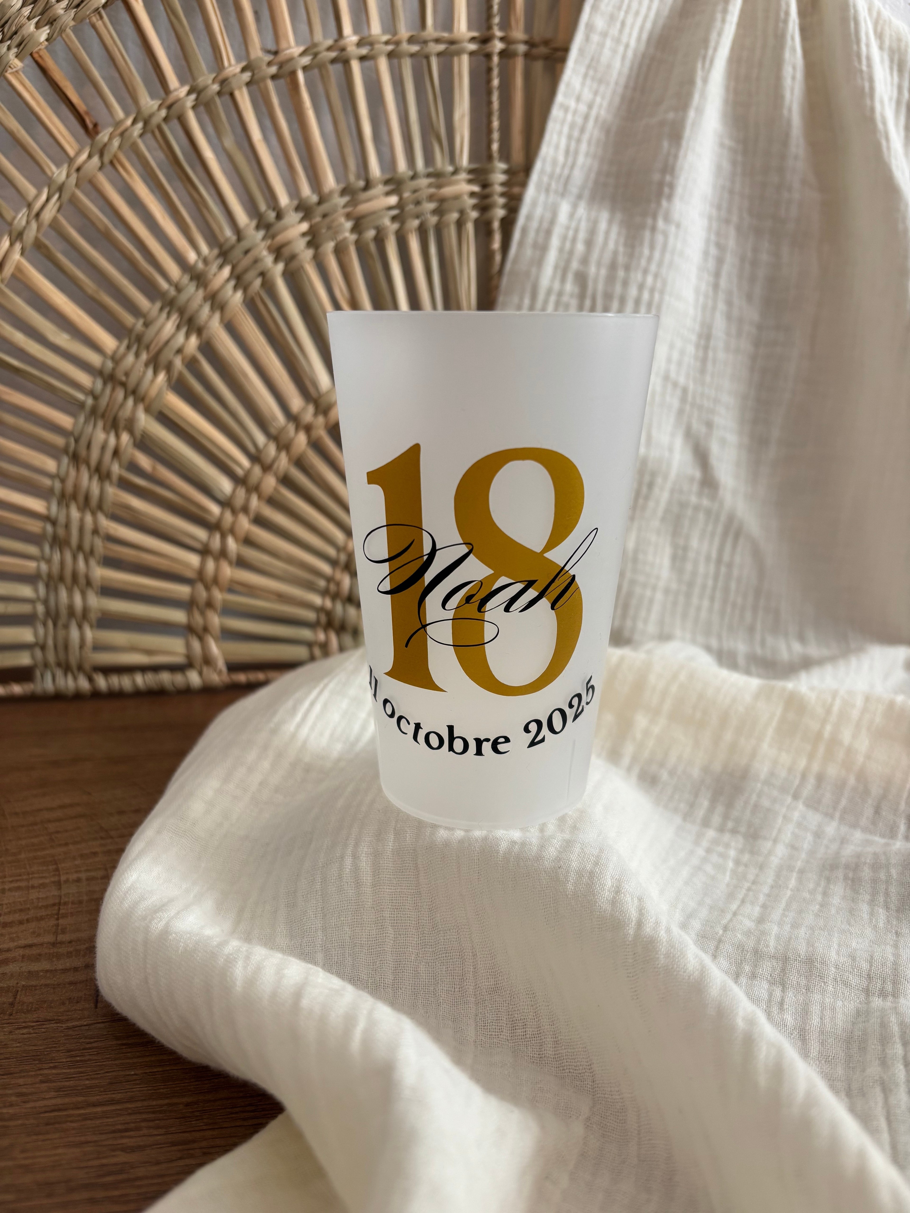 Gobelet personnalise, 25-33 cl, personnalisation verre plastique